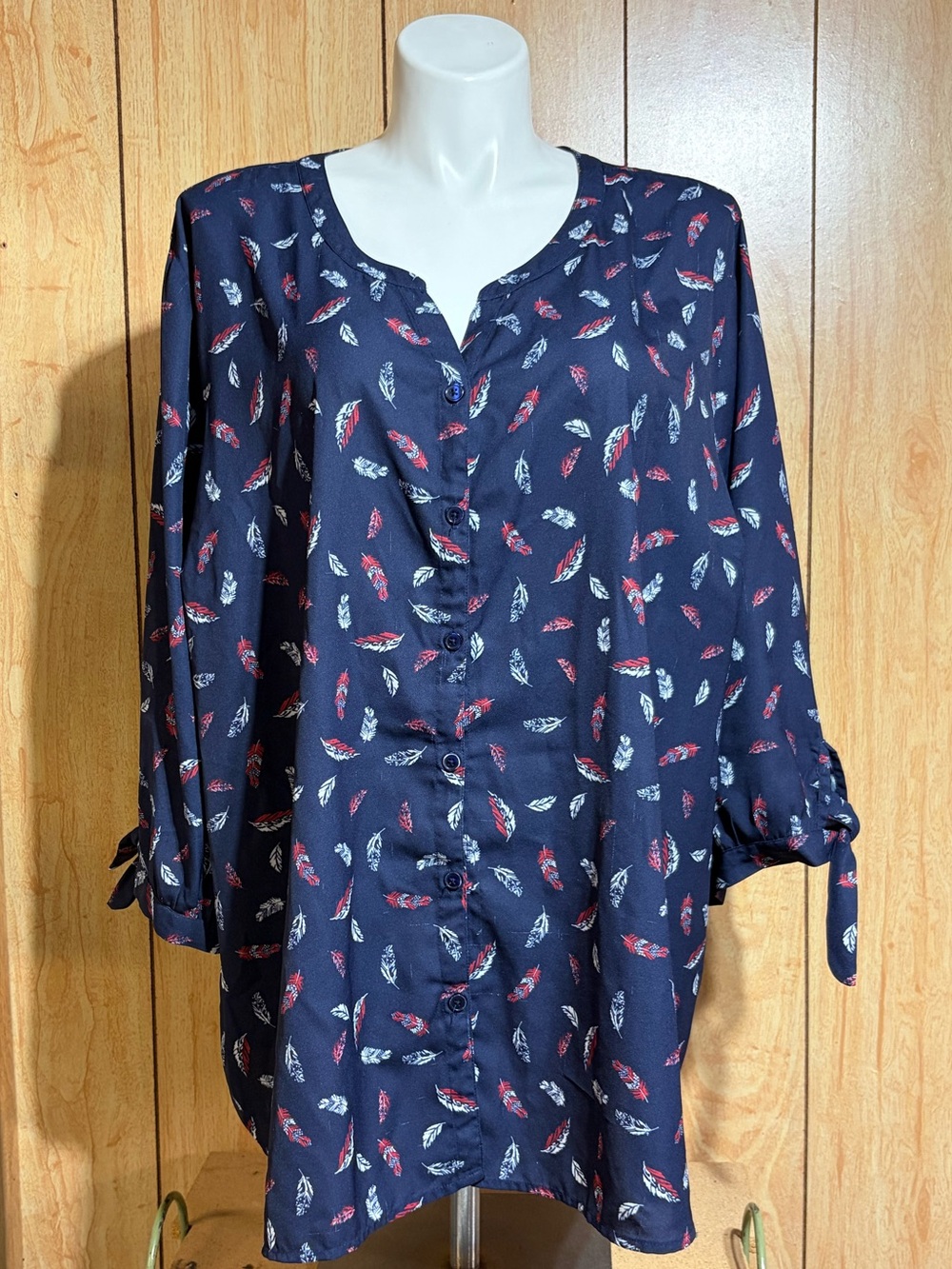 Catherines Navy Button-Front Feather Print Blouse SZ - 5X